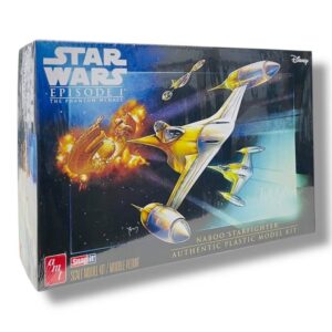 STAR WARS : THE PHANTOM MENACE N-1 NABOO STARFIGHTER