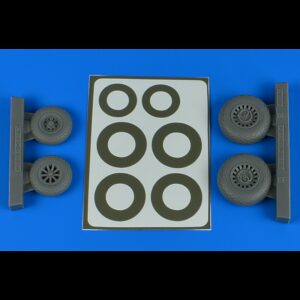 A-26B/C (B-26B/C) Invader wheels & paint masks early - diamond pattern for ICM