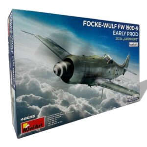 Focke-Wulf Fw 190D-9 Early Production JG 54 Grünherz Basic Kit